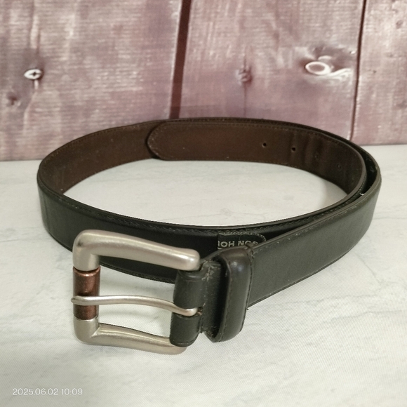 Mens Mountain Khakis 1.25" Wide Black Leather Belt w/ 2-Tone Buckle Size M - Picture 1 of 12